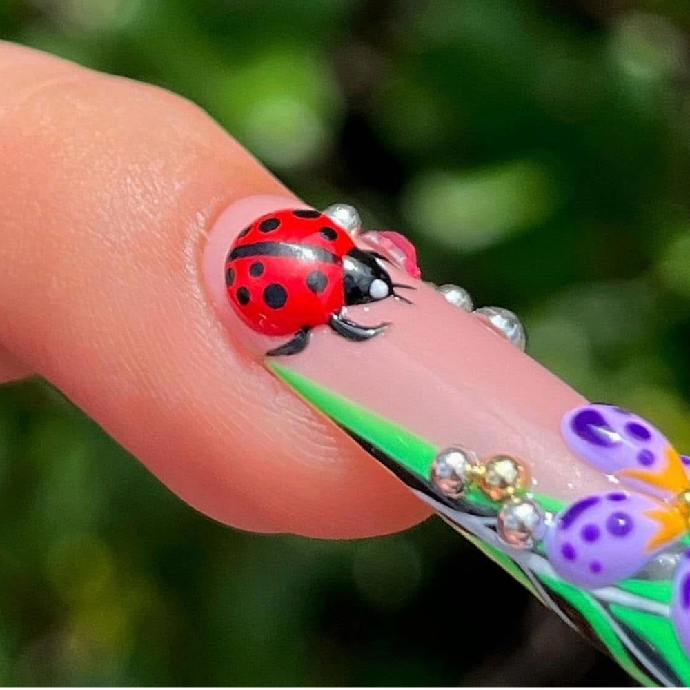 Vibrant Flower Butterfly Ladybug Custom Press-On Nails – Stunning Spring Design